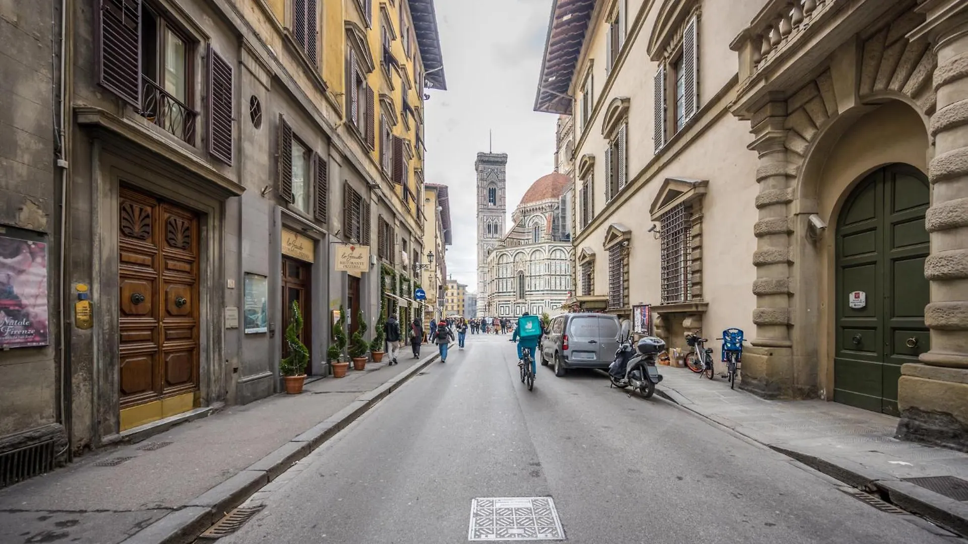 Loft In Piazza Duomo Florence Apartment Italy
